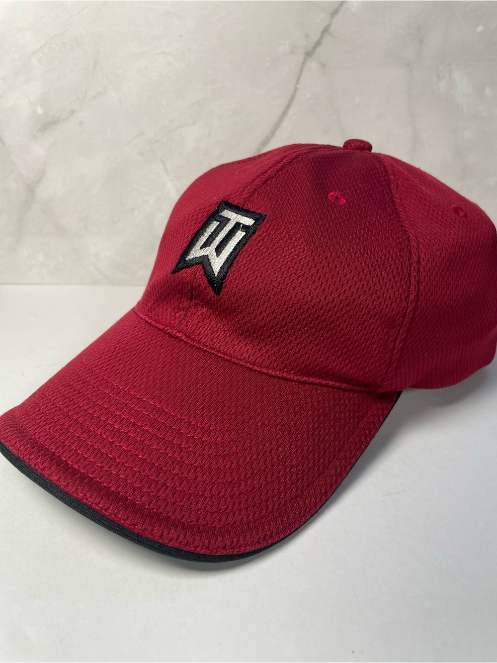 Nike Tiger Woods One Size Adjustable Dri-Fit Red Golf Hat Cap